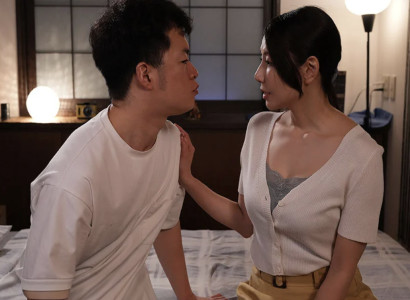 Mẹ kế dâm đãng dạy cậu con trai cách làm tình