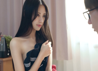 Vụng trộm với cô hoa khôi xinh đẹp của trường